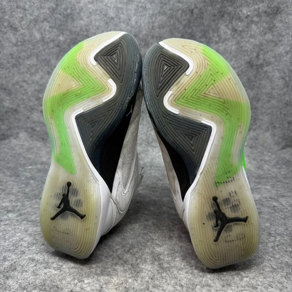 Nike Air Jordan‎ Luka 2 Trick Shot Shoes Youth Size 6.5Y White Green DZ3498-103